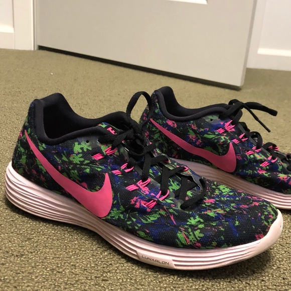 Nike Shoes - Nike Lunartempo 2 ✌🏽- Rare Print